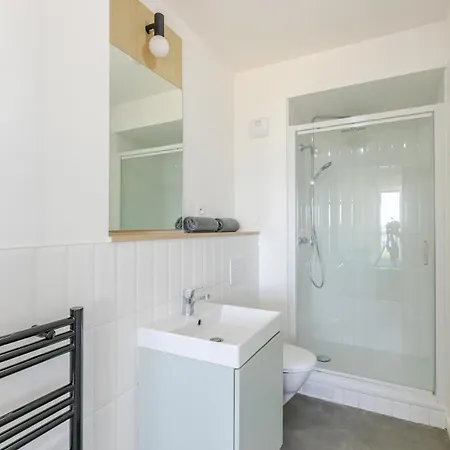 2p Moderne Avec Balcon Et Vue A Massy