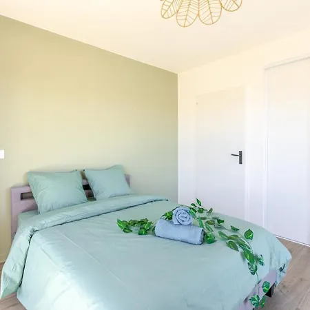 2p Moderne Avec Balcon Et Vue A Massy