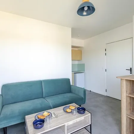 2p Moderne Avec Balcon Et Vue A Massy