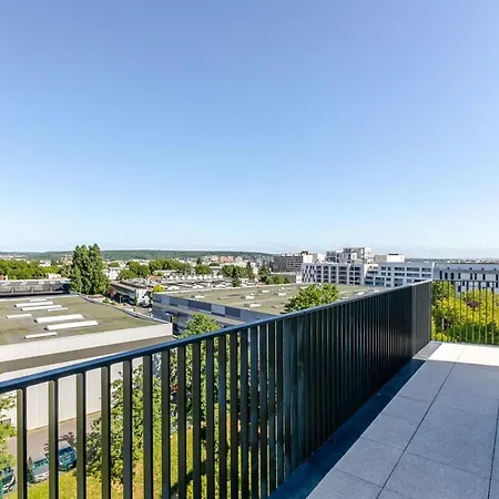 2p Moderne Avec Balcon Et Vue A Massy Apartment *