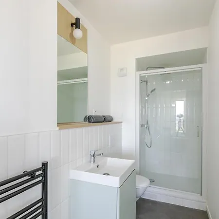 2p Moderne Avec Balcon Et Vue A Massy Palaiseau
