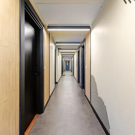 2p Moderne Avec Balcon Et Vue A Massy Apartment Palaiseau